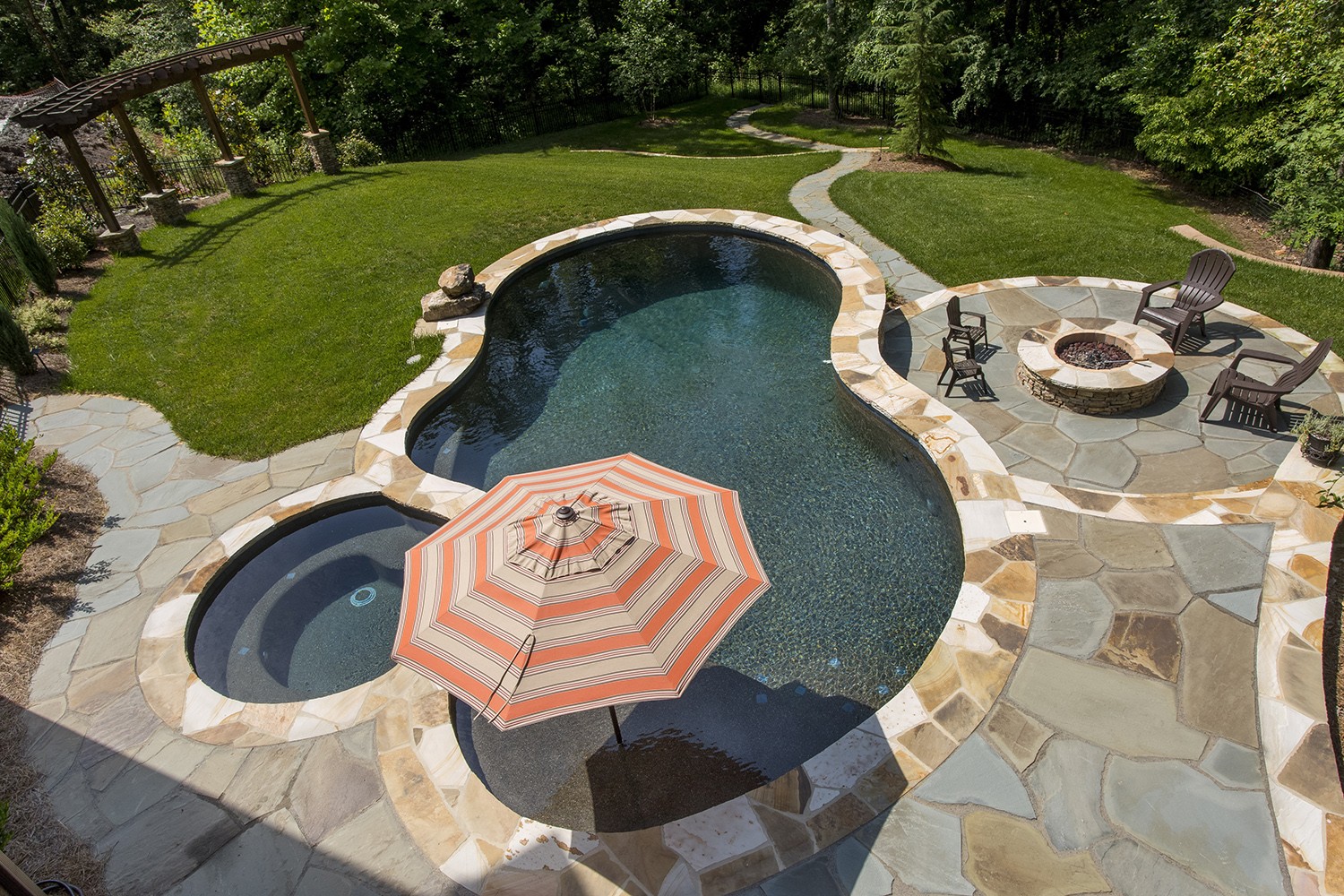 The-Stone-Man_Services_Outdoor-Living_Pool-Decks