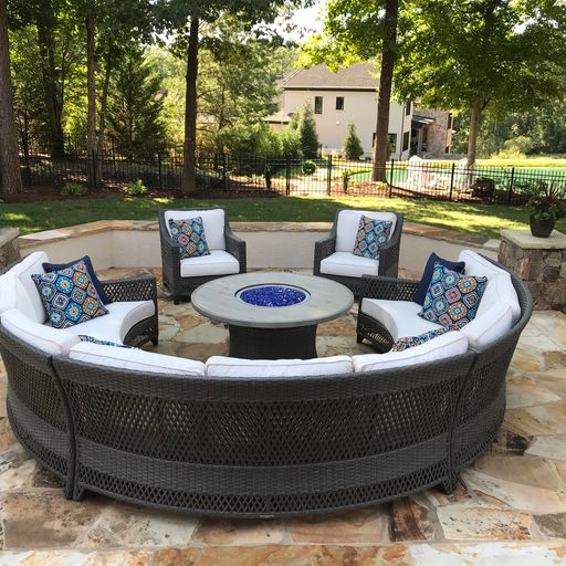 Cozy Fire Pit Seating Ideas