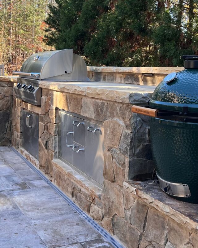 It's Super Bowl Sunday! 🏈

Who will you be cheering for as you cook up dinner on the grill? 
A. San Francisco 49ers
B. Kansas City Chiefs
C. I'm just here for the commercials 

#stoneman #stonemanrocks #superbowl #superbowlsunday #football #outdoorkitchen #superbowllviii