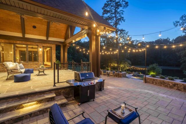 🌭🍔 Always ready to host epic cookouts and create unforgettable moments with friends and family! 🍔🌭

So who's bringing dessert? 🥧🧁🍰

•
•
•

#stoneman #stonemanrocks #backyard #charlottemason #customstonework #charlottehardscape #backyarddesign #outdoorentertaining #cookout